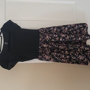 Emery Rose Floral Dress In Size Medium